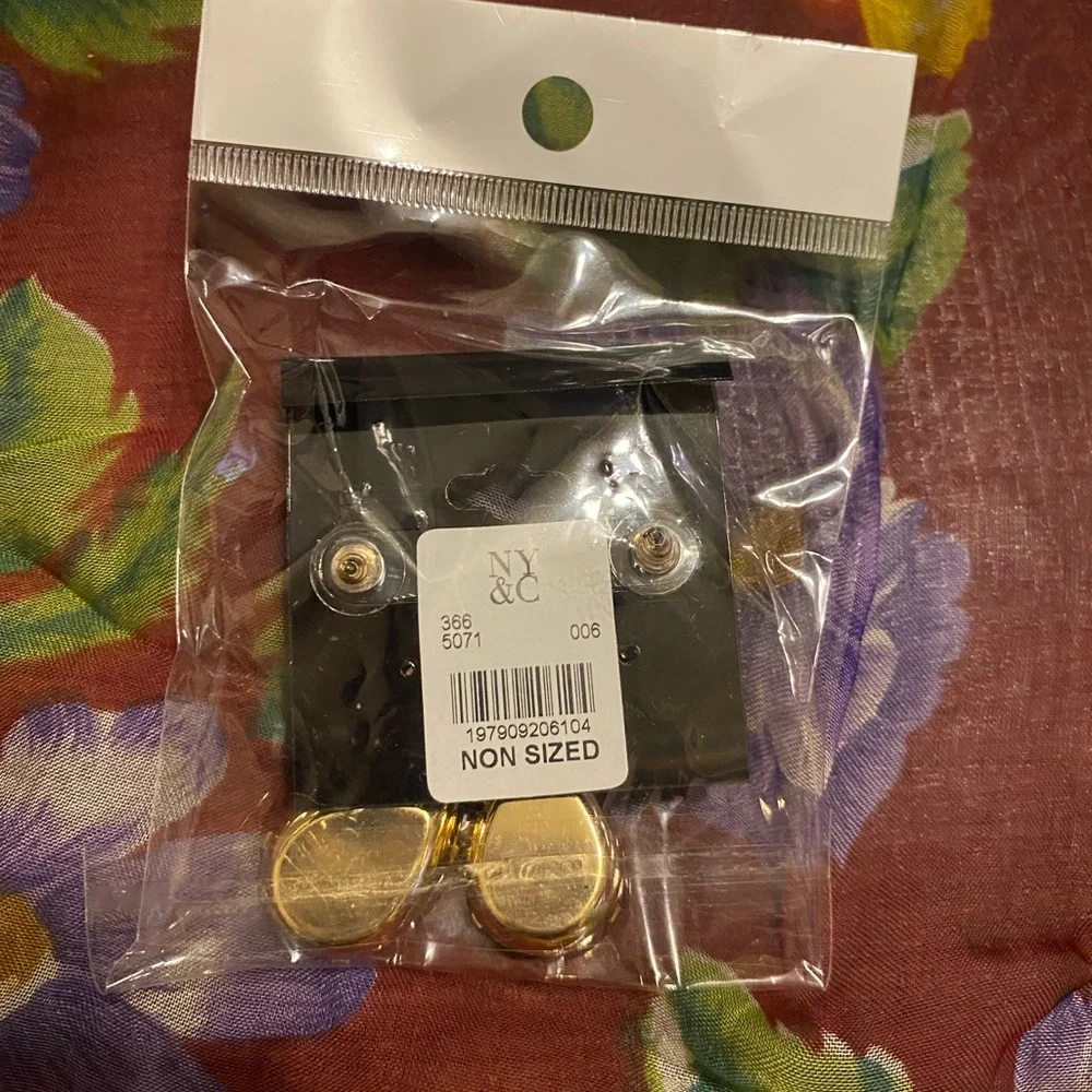 NEW - New York & Company Mixed Jeweled Drop Earrings. Black